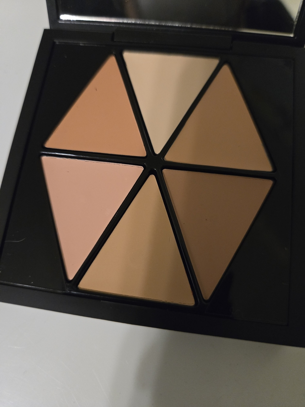 Il Makiage - Neutral Cream Concealer & Corrector Palette - Light 002